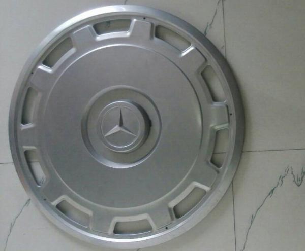Mercedes Benz Bus Metal Wheel Covers  , Front And Rear 22.5 Chrome Wheel Simulators