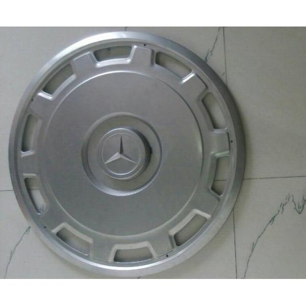 Mercedes Benz Bus Metal Wheel Covers , Front And Rear 22.5 Chrome Wheel Simulators