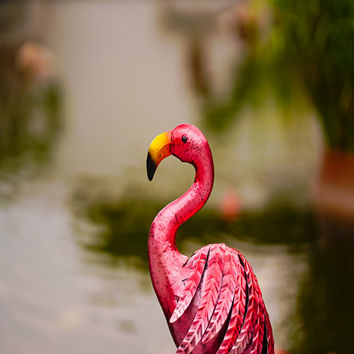 Статуя фламинго металла на открытом воздухе оформления двора фламинго металла розового животная