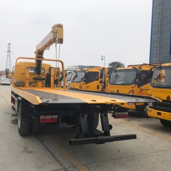 Flatbed 5 Ton Truck Mounted Crane Dongfeng Hydraulic Telescopic Boom Crane