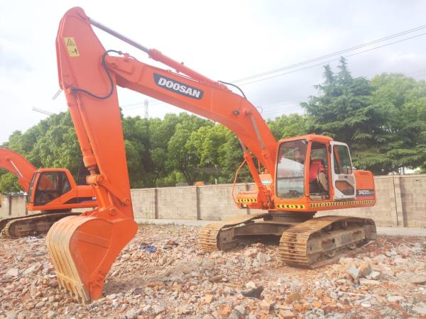                  Used Doosan Excavator Dh220LC-7 Dh225LC-7 Hot Sale in Central Asia             