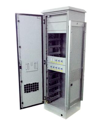 Calefator exterior da C.A. do armário 240V da bateria IP55 do ferro do lítio com os módulos de bateria de 10 partes