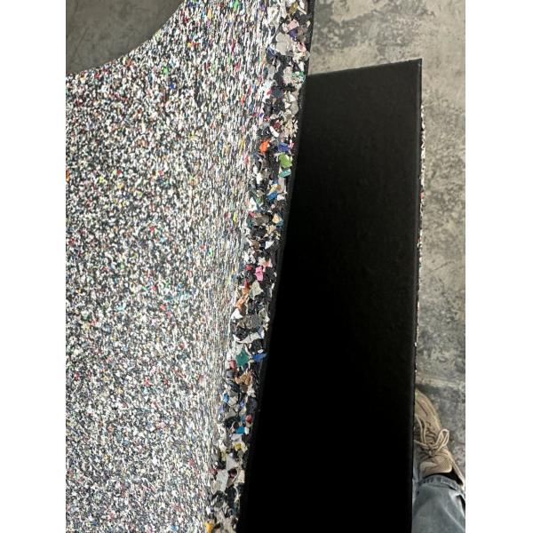 Compound Tire Rubber and Shoe Sole Rubber Flooring Tiles for Sports Surface and Gym Machinery