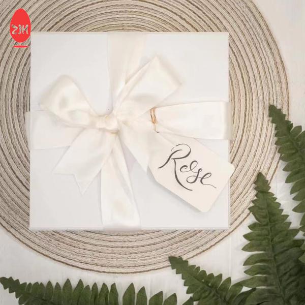 Luxury Rigid Printed Gift Handmade Packaging Box White Simple Empty