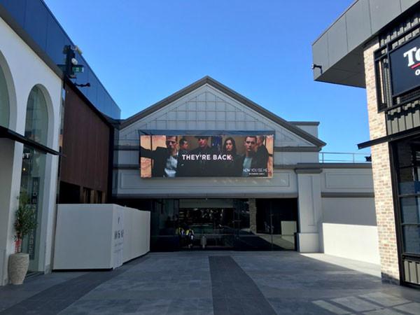 200-800W Outdoor Led Display Screen P6 SMD Full Color High Brightness Advertising