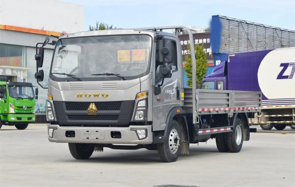 SINOTRUK HOWO Titan H 140 Horsepower 4.15meters Single Row Guardrail Light Truck (6 Gears)