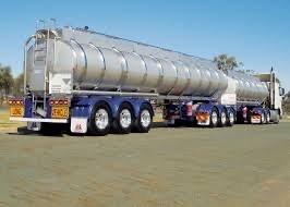CIMC New Design Super B-Tank Diesel Fuel Tanker Truck Wheel for Oil, Water, Chemical Storage & Refueling Steel Storage