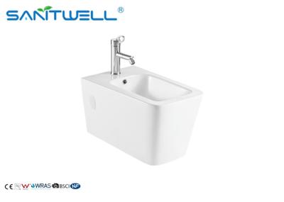 Material cerâmico 575 * 360 * 330mm do bidê fixado na parede do banheiro da limpeza de auto das mulheres