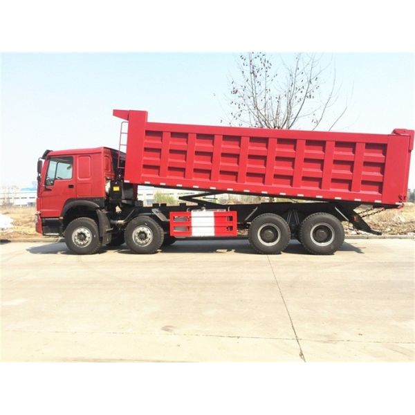 Sinotruk HOWO 12 Wheeler 8x4 Heavy Duty Tipper Truck
