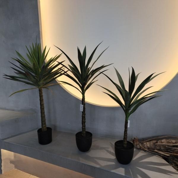 Uv Resistant Lifelike Fake Plants 100-120CM For Indoor And Outdoor Decor
