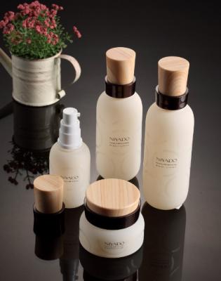 a loção 100ml cosmética de vidro redonda engarrafa o empacotamento dos cuidados com a pele bom selando o desempenho