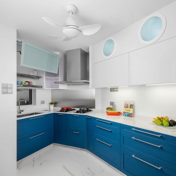 Wholesale Custom Design Small Cabinets Modern White And Blue Lacquer Kitchen Cabinet Set