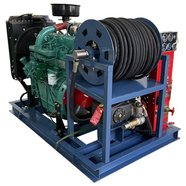 4-cylinder Diesel Engine Jet Sewer Cleaning Machine with 200bar Rate Pressure and 135L/min Water Flow