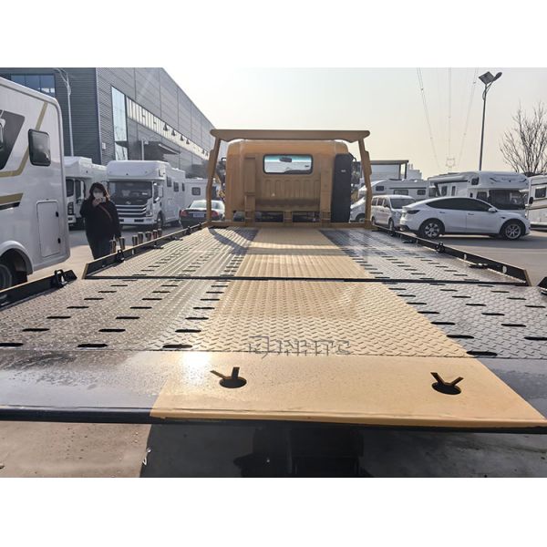 Howo 4 * 2 3-5 тонн плоский легкий грузовик с низкой ценой для продажи