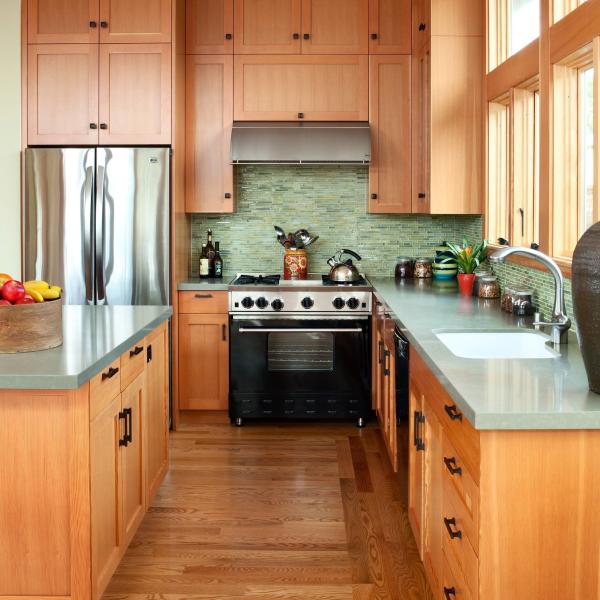 Brown Shaker Solid Wood Kitchen Cabinet Assemble Wood Texture