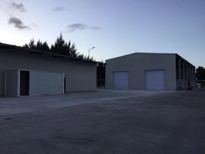 White Light Steel Prefab House Galvanized C Purlin Industrial With Sliding Window