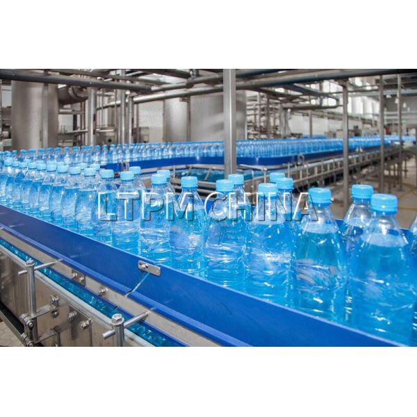 Жидкостная стирка бутылки ампулы воды 1300mm заполняя машины