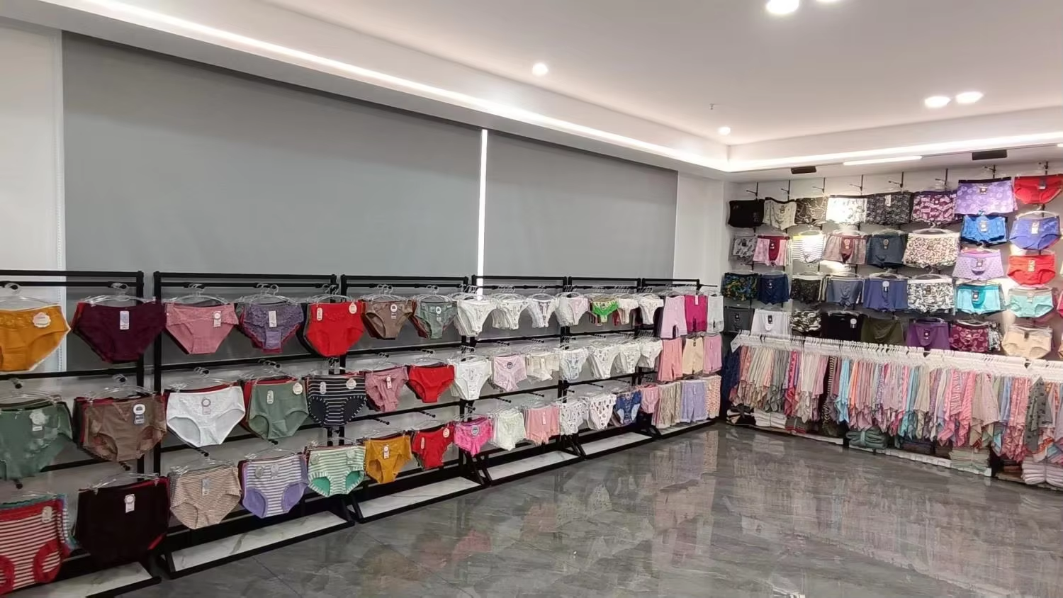 Cangnan Jixiang Clothing Co., Ltd.