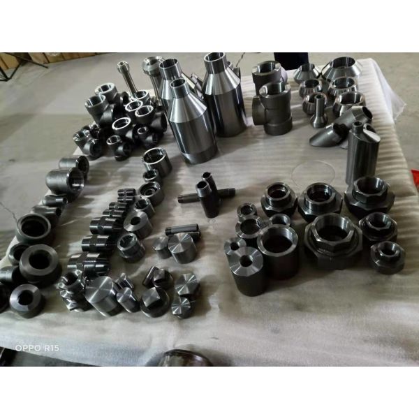 3000lbs 6000lbs продело нитку Froged приспосабливая штуцеры трубы заварки гнезда ASME B16.11