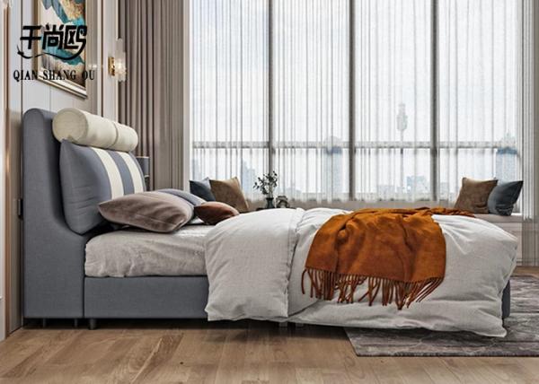 Breathable Linen Soft Comfortable Bed , Extra Large Upholstered Bed With Pillows