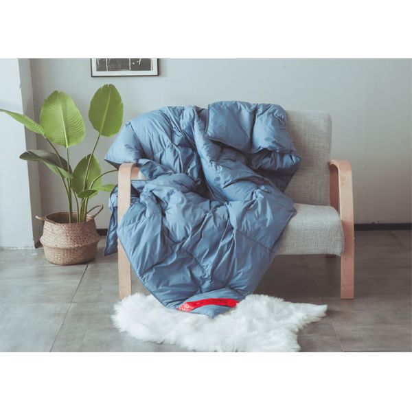 Super Soft Microfiber Filling 1.5x2.1m Customized Travel Blanket