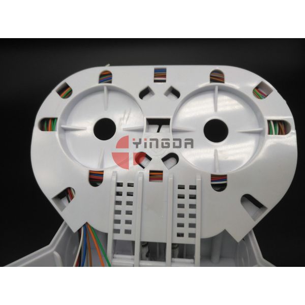 Переходники и отрезки провода портов СК/АПК терминальной коробки 12 оптического волокна ДИН пластиковые