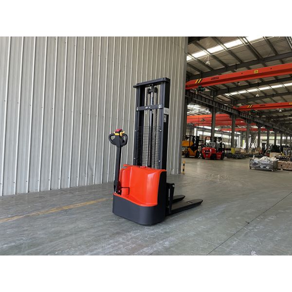 Warehouse Automatic Stacker 1 Ton 1.2 Ton 1.5 Ton Electric Pallet Stacker With 3m 3.5m Lifting Height