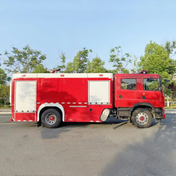 Dongfeng M50 Fire Rescue Ambulance Diesel Hijet Mini Truck with Pickup Equipment