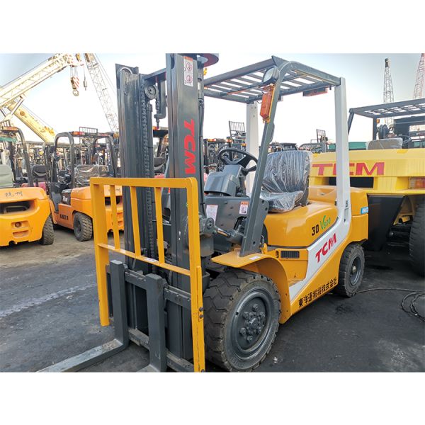 Routine Fork Width TCM 3 Ton 3.5 Ton Diesel Forklift With ISUZU YANMAR MISUBISHI Engine