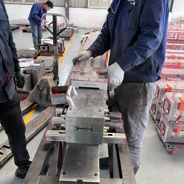 Extrusion Mould for 1 Cavity PVC Auxiliary Profile and WPC Door Cover Production Line