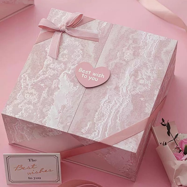 Double Door Folding Gift Boxes with Heart Seal and Paper Bag Set