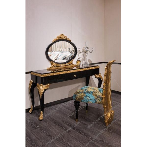 2015 new design embroidery classic luxury silk bed design for bedroom TA-002