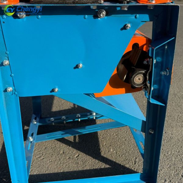Steel Corn Sheller Machine Maize Separator Harvest Processing Equipment