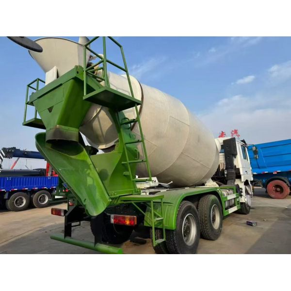 Used Dump Truck with 15.37T Rated Loading Hydraulic Steering and Front Lifting Tipper Truck