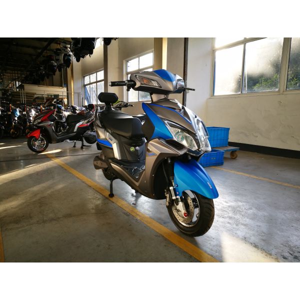 3 SpeedElectric Road Scooter Elegant Lithium E Bike Scooter