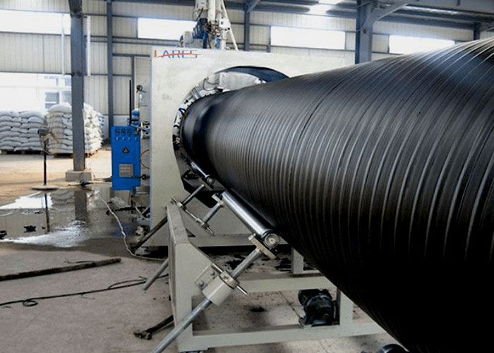 Проектировать HDPE труб дренажа HDPE гофрировал 400 500mm двойную трубу стены