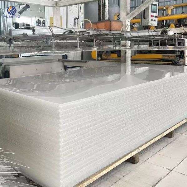 1.5mm-300mm Thickness Red 100% Virgin PMMA Transparent Cast 8x4 Feet High Transparency Acrylic Plastic