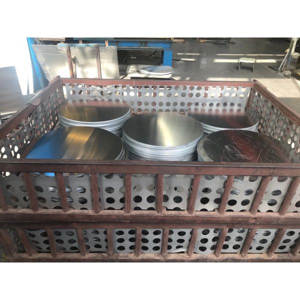 Anodized Aluminum Round Circle LED Shell Kitchen Utensils Custom Size High Flatness Burr Free Edge Food Grade