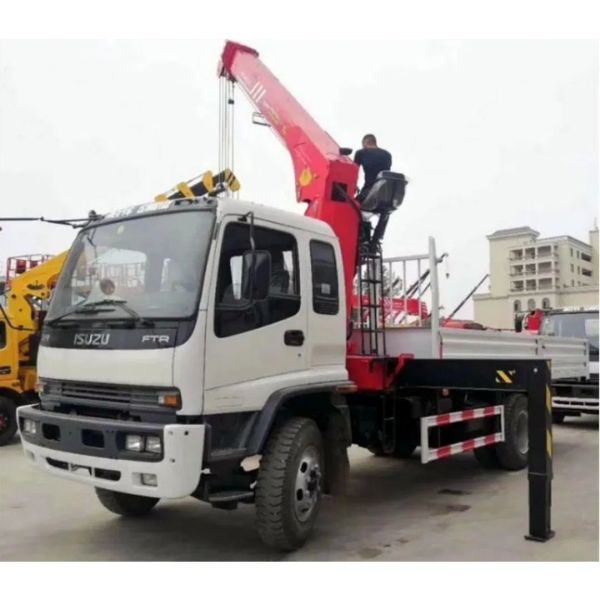 International Brand Isuzu 10tons/10t Mobile Crane Truck From China Manufacturer