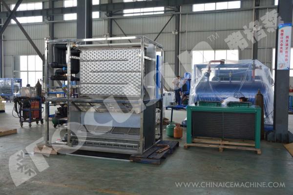 Máquina de gelo comercial de 2 toneladas por dia com projeto totalmente automático e aço inoxidável 304