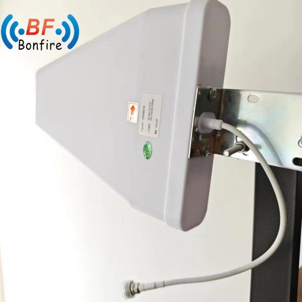 Antenna interna 698-4000MHz 2/3/5dBi para 4G 5G Capacidade de amplificação de reforço de sinal