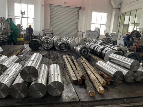17NiCrMo6-4 Alloy Steel Forgings Low Speed Shaft And High Speed Shaft Spindle