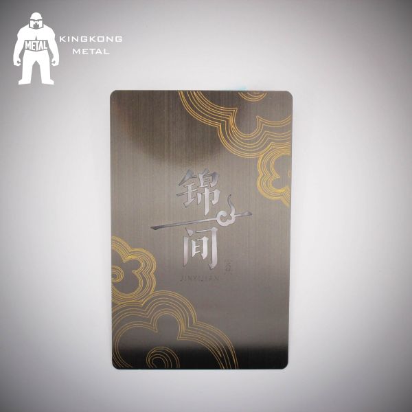 Визитная карточка металла нержавеющей стали логотипа поставки фабрики карты металла изготовленным на заказ покрытая оружием