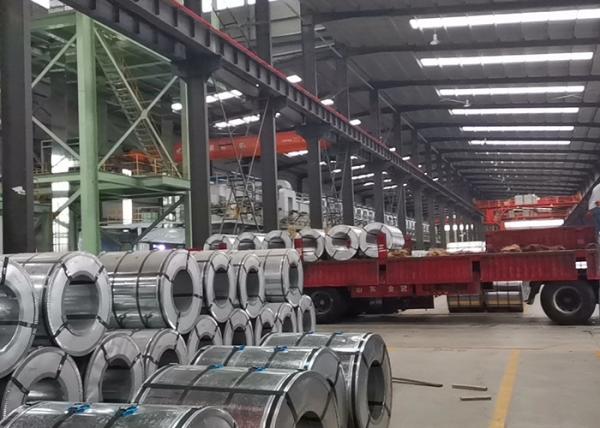 BS-EN10255-2004 930mm Width Hot Dip Galvanized Steel Coils