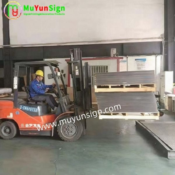 PE Film Protective Cast Acrylic Sheets Lightweight Customized