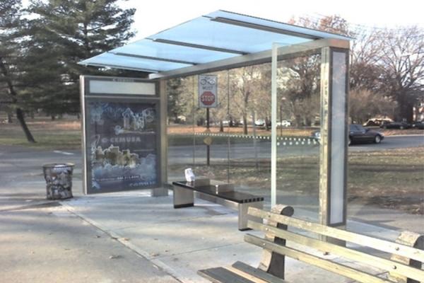 Heat Resistant Stainless Steel Bus Stop / Passenger Waiting Shelter Aesthetic Appeal