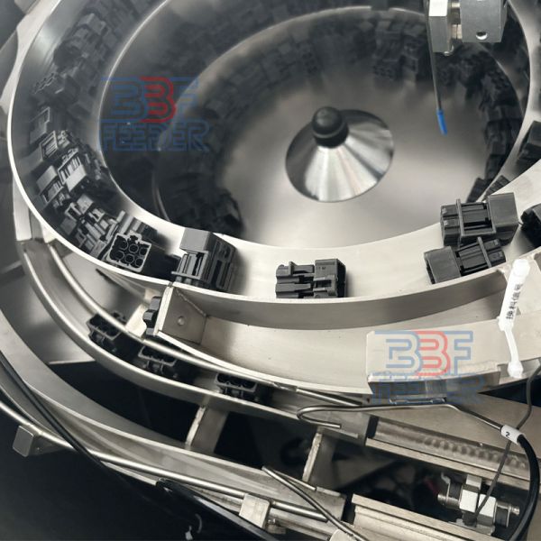 Автоматическое питание вибрирующая чашка кормильца большие пластиковые детали вибрирующий кормильца