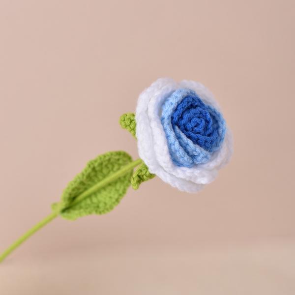 Handmade Knitted Rose Artificial Flowers, Crochet Floral Bouquet, DIY Yarn Knitting, Handcrafted Hook Flower Arrangement