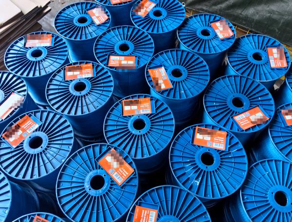 Câble métallique en acier galvanisé revêtu de vinyle transparent pour la protection de la sécurité et la liaison, 3,0 mm x 300 m