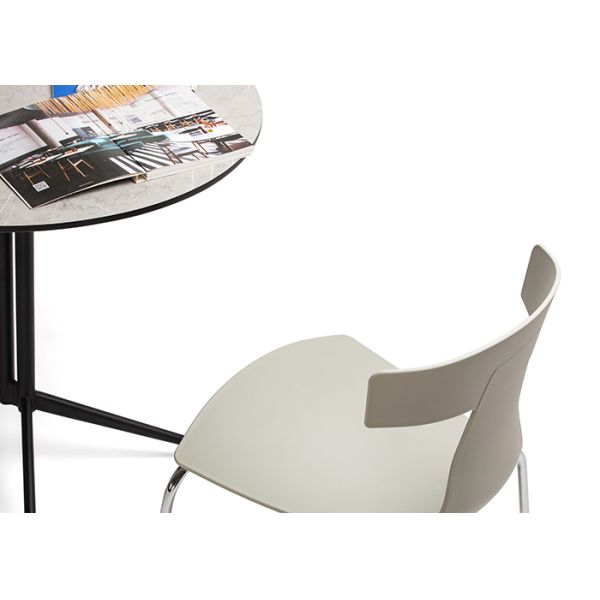 Polypropylene Metal Indoor Outdoor Chairs For Hotel Cafe